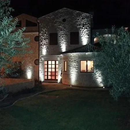 Casa de hóspedes Vila Anamarija - Nearby Porec Rosini