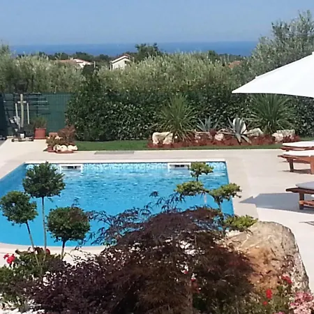 Vila Anamarija - Nearby Porec Casa de hóspedes Rosini