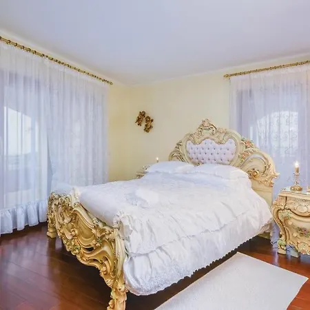 Vila Anamarija - Nearby Porec Casa de hóspedes 4*